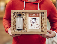 Domácí příprava kávy s mlýnkem